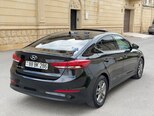 Hyundai Elantra-9