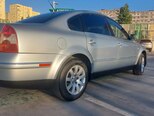 Volkswagen Passat-8