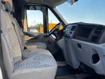 Ford Transit-12