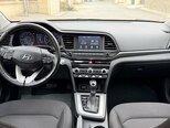Hyundai Elantra-17