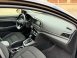 Hyundai Elantra-13