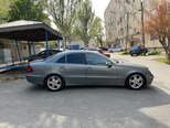 Mercedes E 220-3