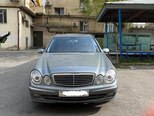 Mercedes E 220-5
