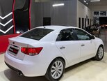 Kia Cerato-9