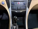 Hyundai Sonata-25