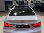 Hyundai Sonata-14