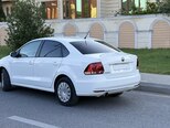 Volkswagen Polo-3
