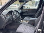 Mercedes E 270-10