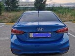 Hyundai Accent-2