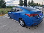 Hyundai Accent-12