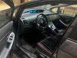 Toyota Prius-4