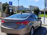 Hyundai Elantra-4