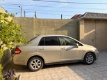 Nissan Tiida-2