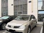 Nissan Tiida-3