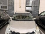 Nissan Tiida-8