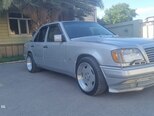 Mercedes E 200-2
