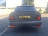 Mercedes E 200-5