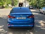 Hyundai Elantra-9