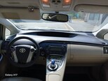 Toyota Prius-9