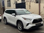Toyota Highlander-2