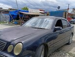 Mercedes E 240-6