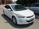 Hyundai Elantra-2