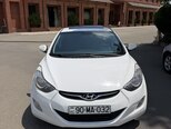 Hyundai Elantra-1