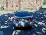 Hyundai Elantra-4