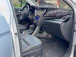 Hyundai Santa Fe-15