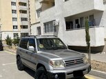 Mitsubishi Pajero io-6