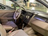Nissan Tiida-6