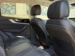 Hongqi HS5-8