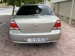Nissan Sunny-14