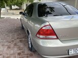 Nissan Sunny-12