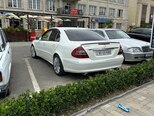 Mercedes E 230-5