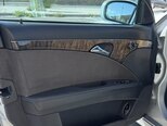 Mercedes E 200-11