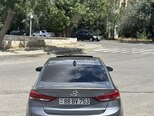 Hyundai Elantra-5