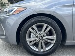 Hyundai Elantra-9
