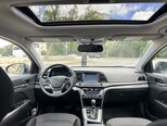 Hyundai Elantra-13
