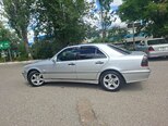 Mercedes C 220-2