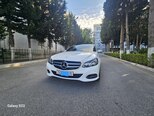 Mercedes E 250 4MATIC-4