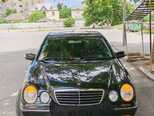 Mercedes E 320-1