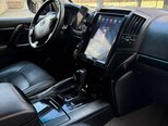 Toyota Land Cruiser-5