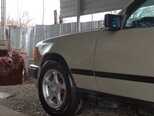 Mercedes 230 E-6