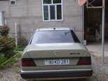 Mercedes 230 E-3