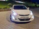 Hyundai Elantra-8