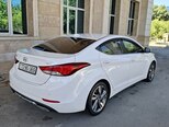 Hyundai Elantra-5