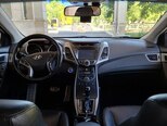 Hyundai Elantra-14