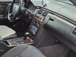 Mercedes E 240-10
