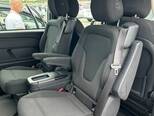 Mercedes V 220-11
